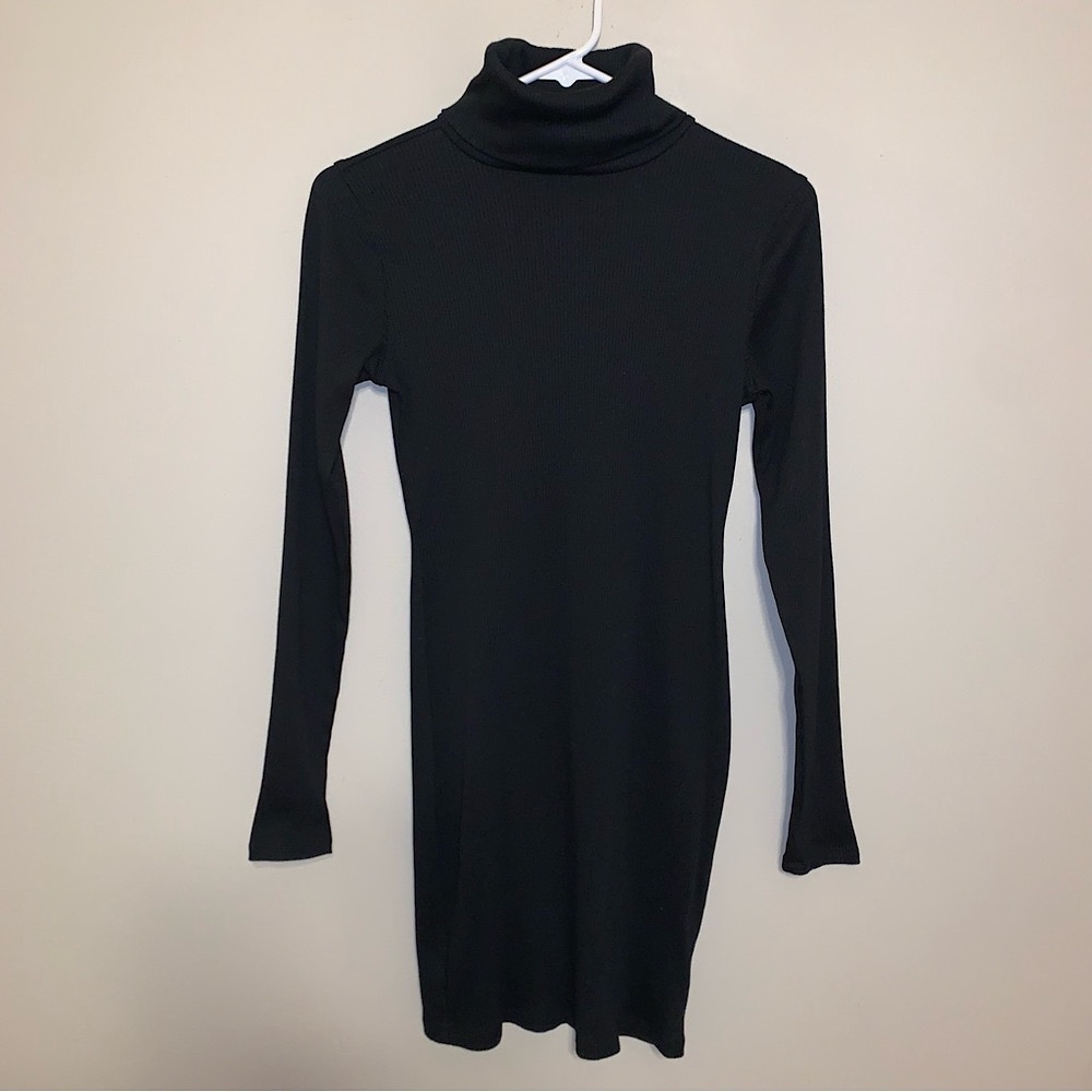 Wild Fable Black Long-sleeved Dress - Small